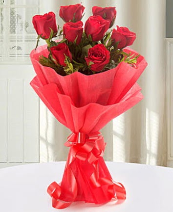 9 adet kırmızı gülden modern buket  Ordu online çiçekçi , çiçek siparişi 