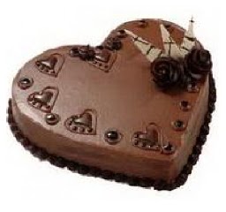 kalpli 6 kişilik çikolatalı yaş pasta